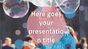 用於 Google 幻燈片或 PowerPoint 演示文稿的 Nina 免費模板