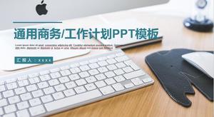 PPT-Schablone des Arbeitsplans des neuen Jahres auf Bürodesktophintergrund