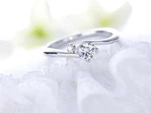 Anel de diamante coroa cartão de cabelo casamento casamento modelo ppt