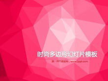 Stilvolle rosa polygonale Hintergrund-PowerPoint-Vorlage