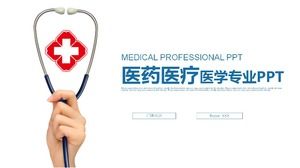 Template PPT dokter rumah sakit dengan stetoskop di tangan